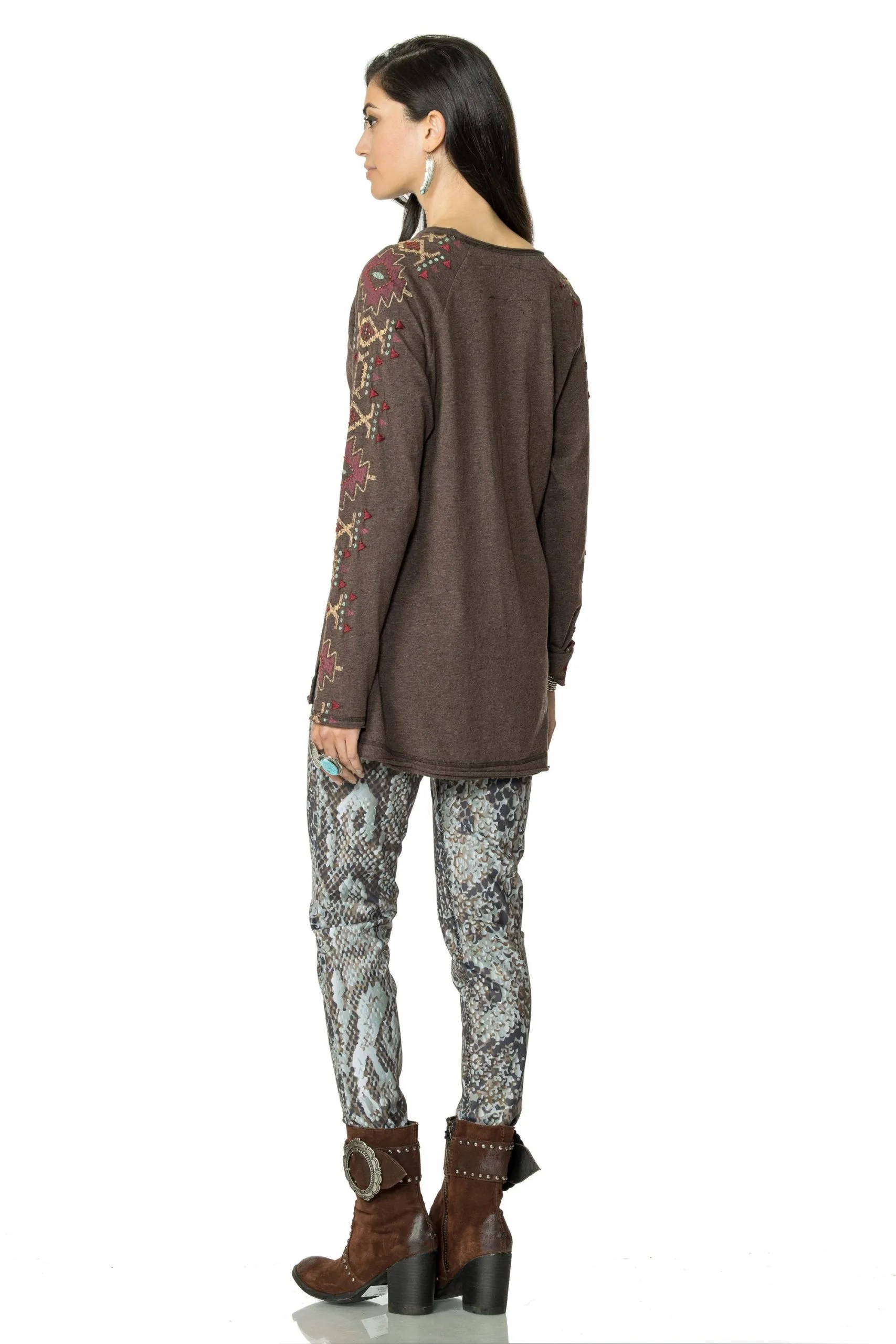 Double D Ranchwear Double D Ranch Dough Bowl Top - Bison Brown 4 Double D Ranchwear Double D Ranch Dough Bowl Top - Bison Brown - Image 2