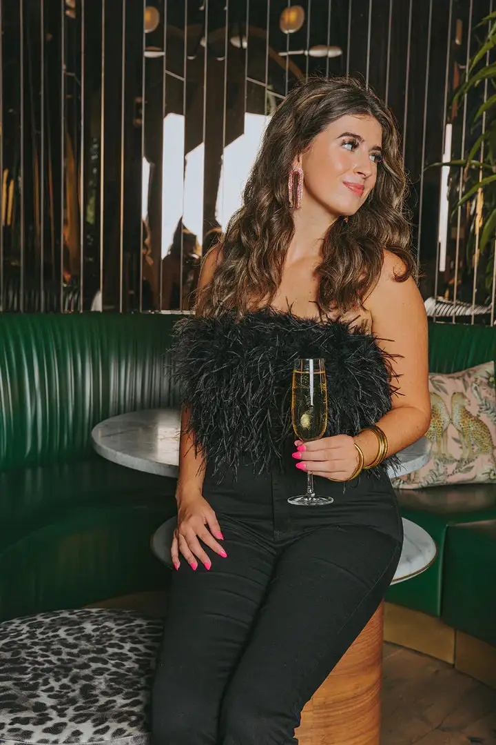 Buddy Love Fancy Strapless Feather Crop Top-Noir 3 Buddy Love Fancy Strapless Feather Crop Top-Noir