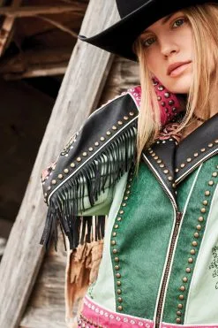 Double D Ranchwear Saw Horse Jacket 7 Double D Ranchwear Saw Horse Jacket -Skirt Sales Store IMG 8312 ret 5000x bb386689 b873 48e3 b602 f0657c8268f6