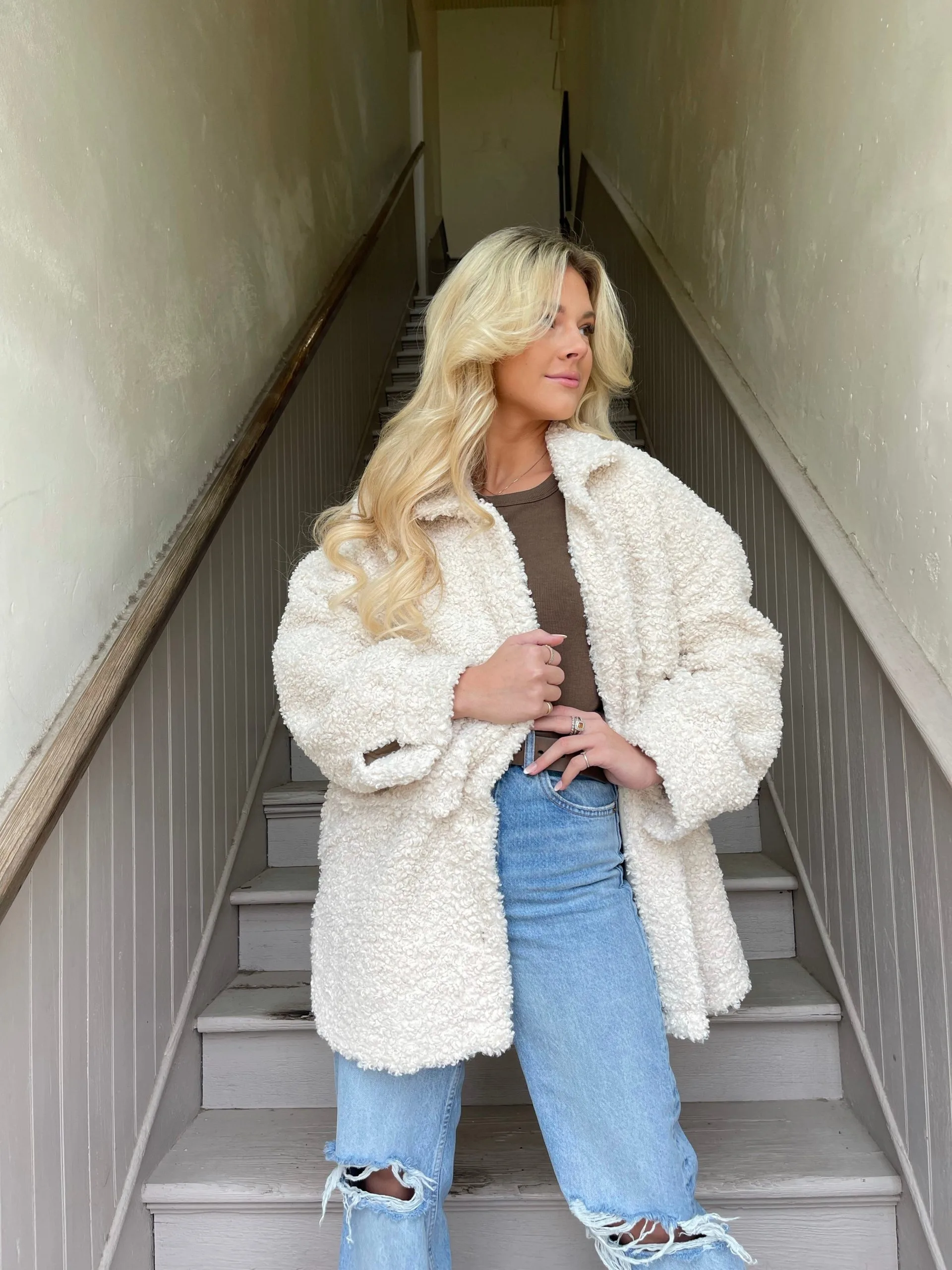 Honeysuckle Rose Boutique Lyla Sherpa Jacket - Cream 5 Honeysuckle Rose Boutique Lyla Sherpa Jacket - Cream - Image 3