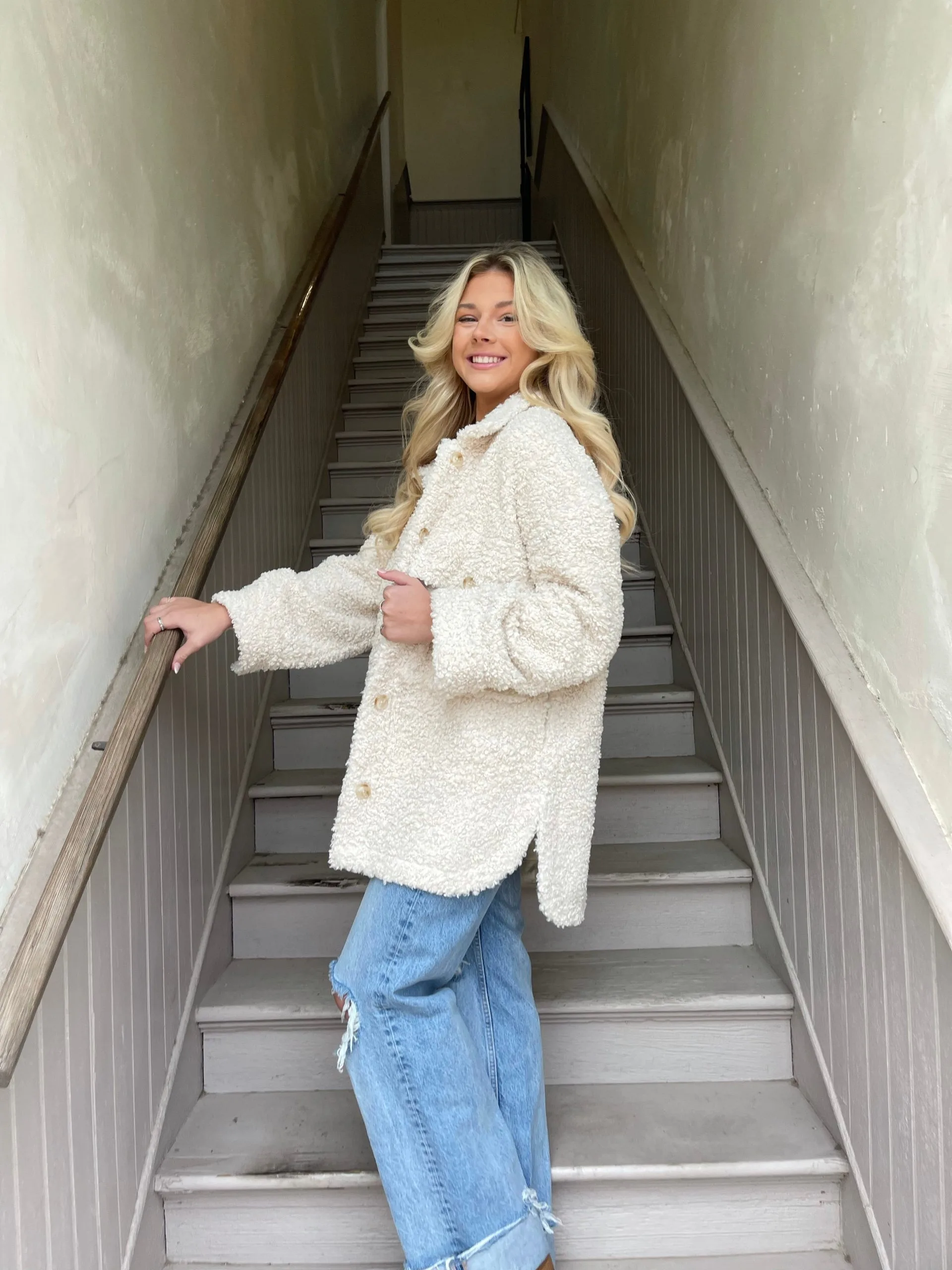 Honeysuckle Rose Boutique Lyla Sherpa Jacket - Cream 4 Honeysuckle Rose Boutique Lyla Sherpa Jacket - Cream - Image 2