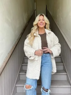 Honeysuckle Rose Boutique Lyla Sherpa Jacket - Cream 9 Honeysuckle Rose Boutique Lyla Sherpa Jacket - Cream -Skirt Sales Store image e8339587 732a 40ee 85f9 7cd3d41360f7